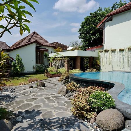 Zen Rooms Pakualaman Jogjacarta Exterior foto