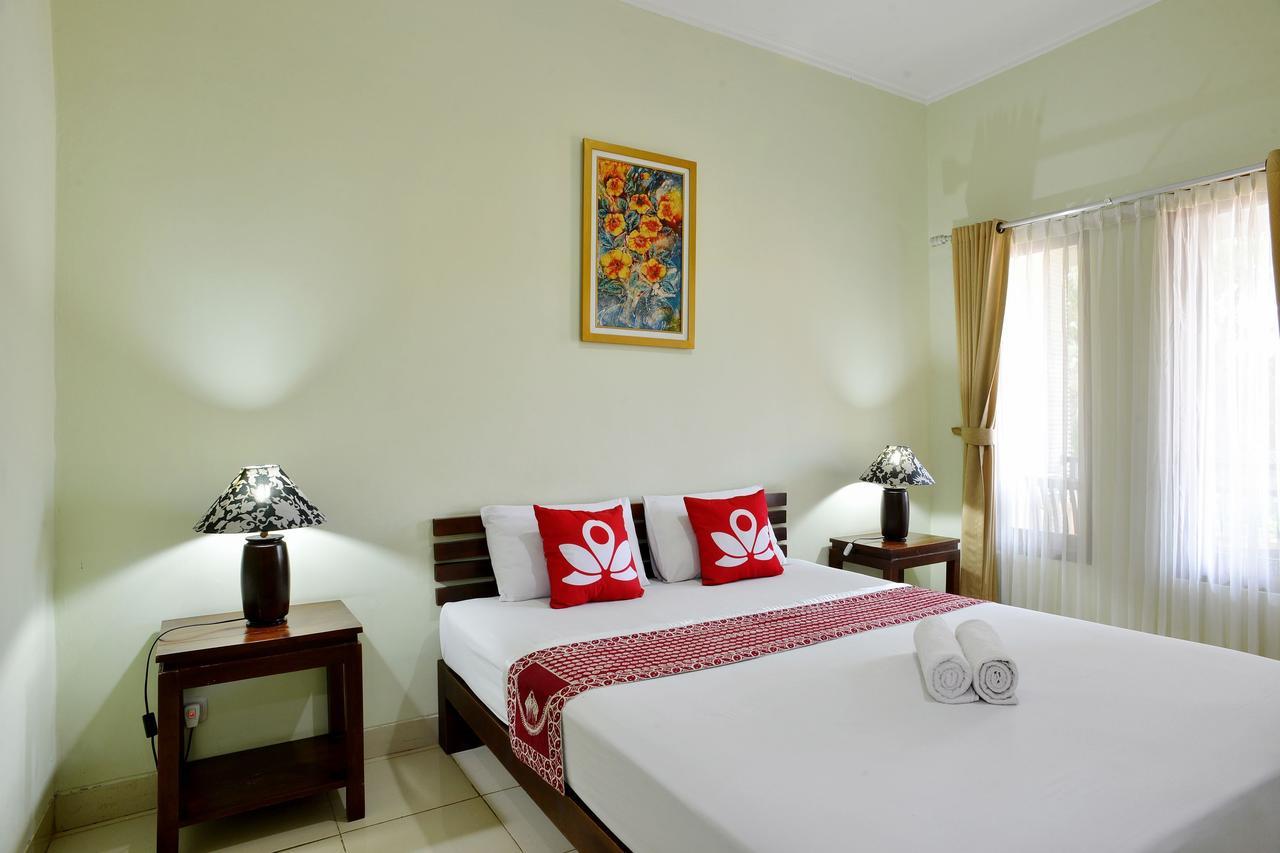 Zen Rooms Pakualaman Jogjacarta Exterior foto