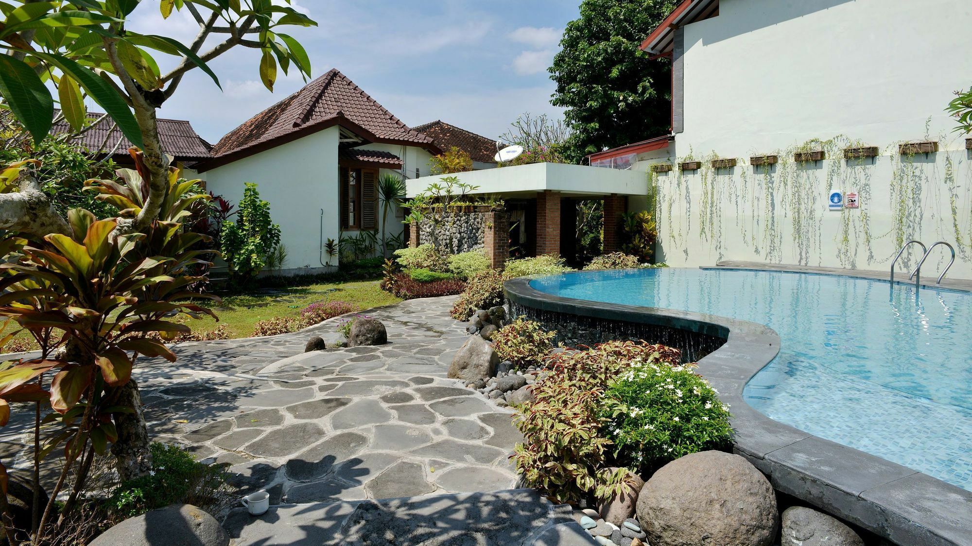Zen Rooms Pakualaman Jogjacarta Exterior foto